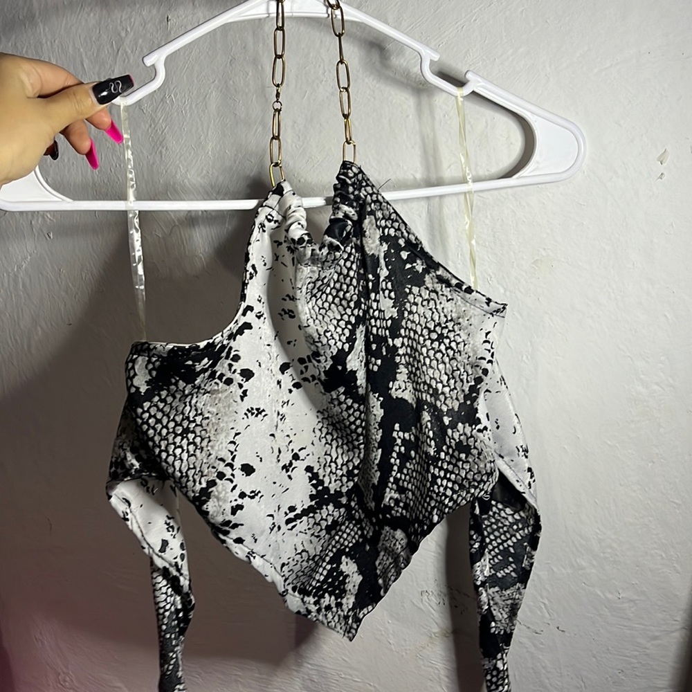 Snake skin print crop top